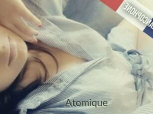 Atomique