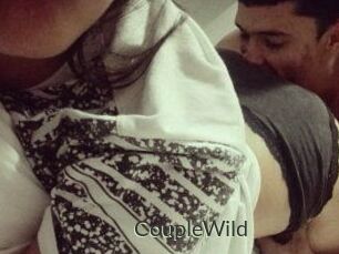 Couple_Wild