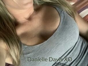 Danielle_Davis_XO