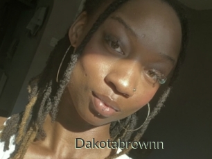 Dakotabrownn