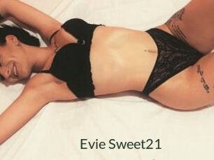 Evie_Sweet21