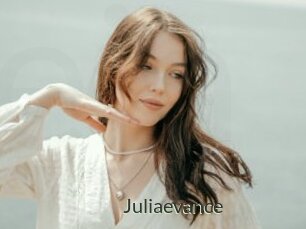 Juliaevance