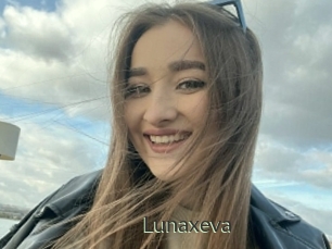 Lunaxeva