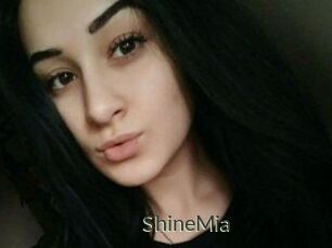 ShineMia